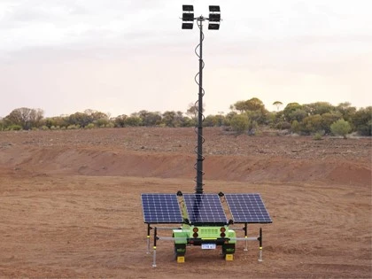 solar trailer solar trailer